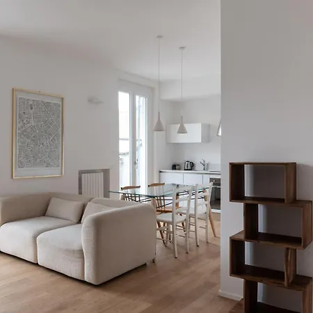 Luminoso Trilocale Con Ampio Terrazzo - Mirable Pm Mediolan