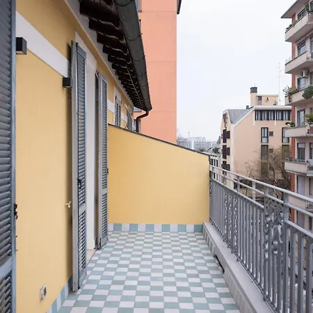 Luminoso Trilocale Con Ampio Terrazzo - Mirable Pm * Milán