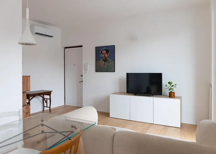 Apartmán Luminoso Trilocale Con Ampio Terrazzo - Mirable Pm Milán