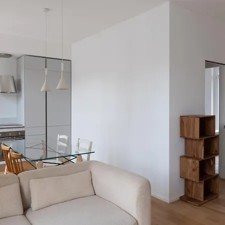 Luminoso Trilocale Con Ampio Terrazzo - Mirable Pm * ميلان
